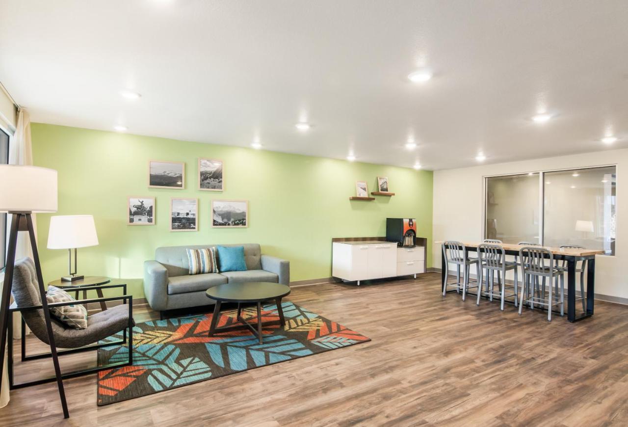 Woodspring Suites Thornton-North Denver Exterior photo